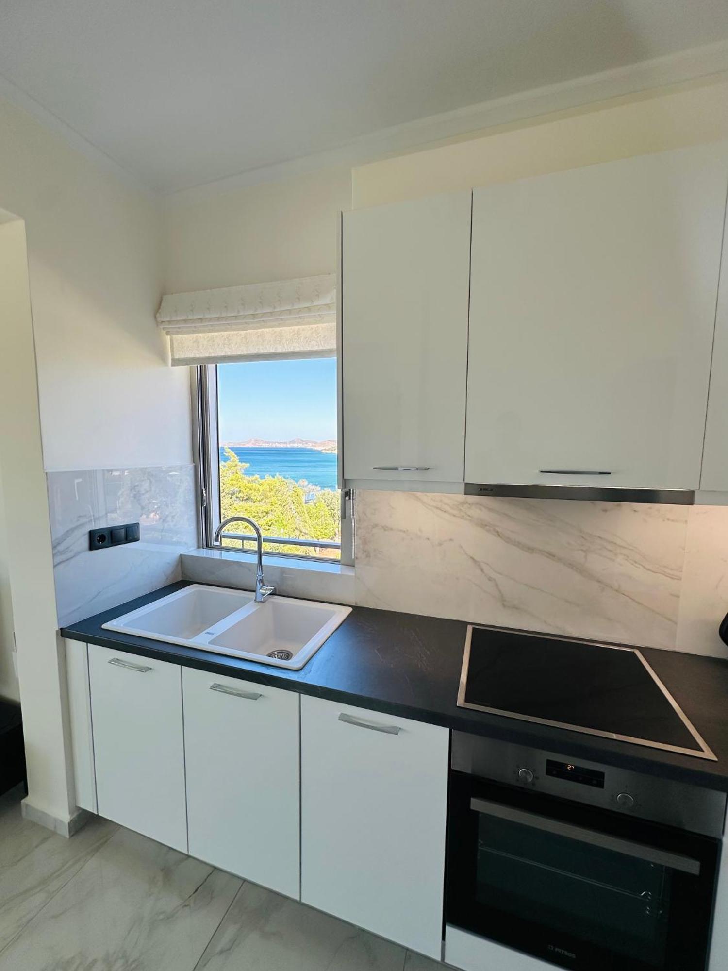 Era Lagonisi Apartment